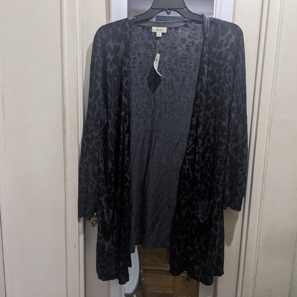 Style & Co Plus Size Animal Print Cardigan - 1X - Picture 6 of 11